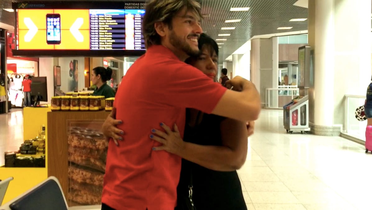 Video: Kamacho Leaves Copacabana For 2015 US Tour